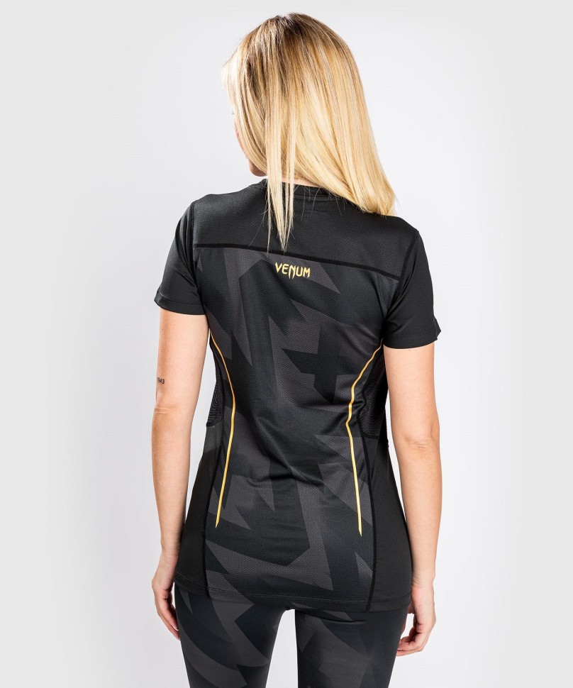 Футболка Venum Razor Dry Tech Woman Black/Gold ven04723-126