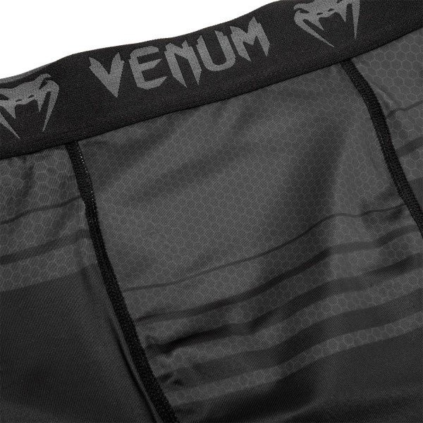 Компрессионные шорты Venum Technical 2.0 Black/Black 02869