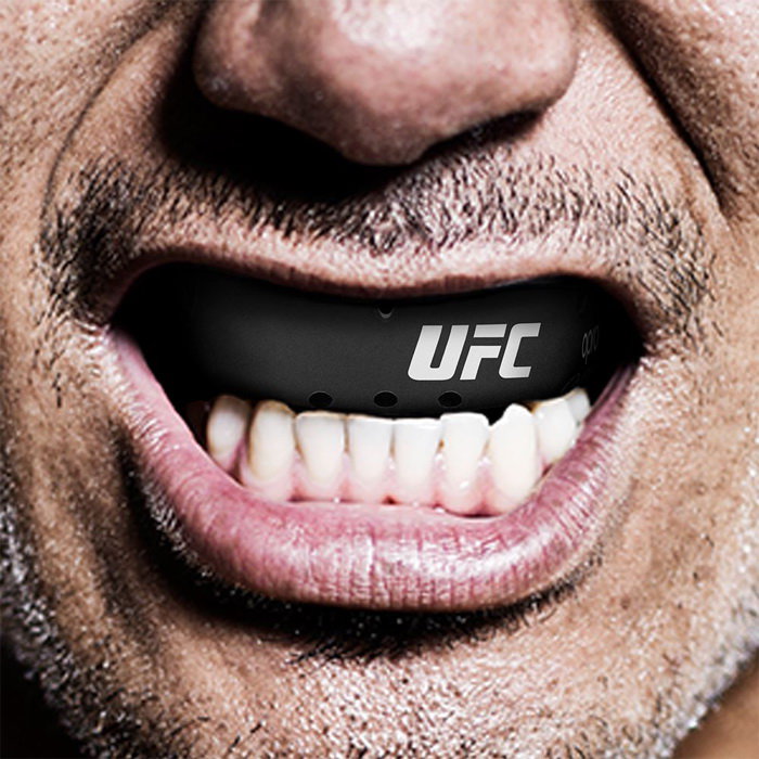 Боксерская капа Opro Gold Level UFC oprprburl028