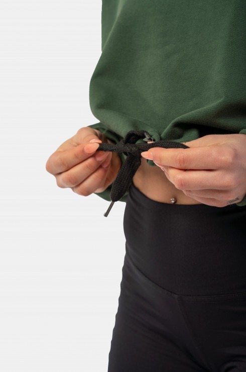Толстовка Nebbia укороченная 421 GLoose Fit Crop Hoodie Iconic Dark green
