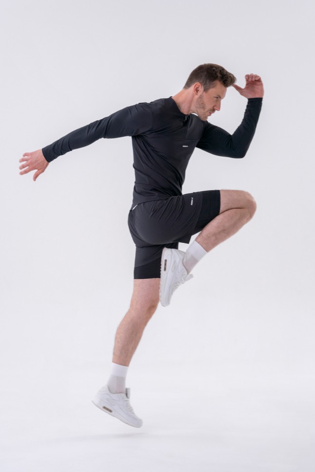 Лонгслив Nebbia Men Functional Long-sleeve T-shirt “Layer Up” 329 Black