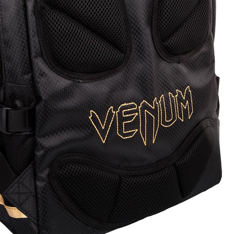 Рюкзак Venum Challenger Pro Black/Gold 00453