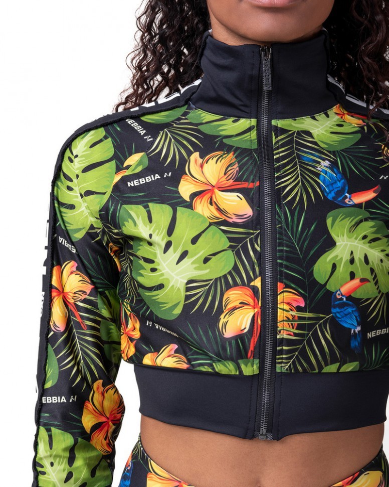 Толстовка Nebbia укороченная High-energy crop jacket 564 SQ.green