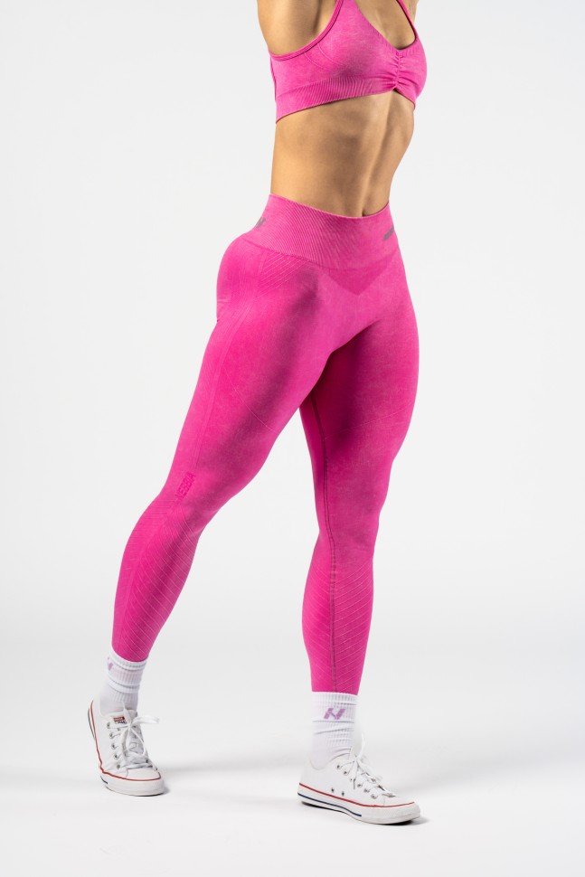 Леггинсы Nebbia High Waisted Push-Up Leggings TOTALLY SEAMLESS 303 Pink