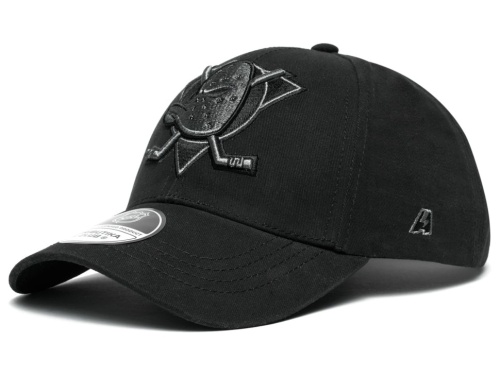 Бейсболка ATRIBUTIKA & CLUB Anaheim Ducks, черн. 32255