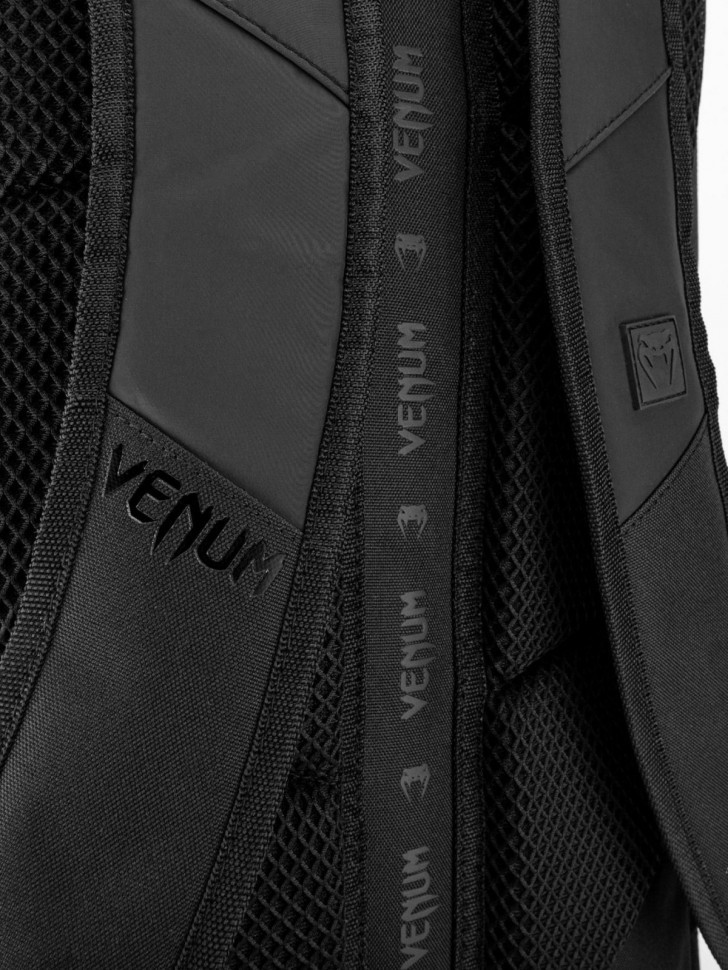 Рюкзак Venum Challenger Xtreme Evo Black/Black 04535