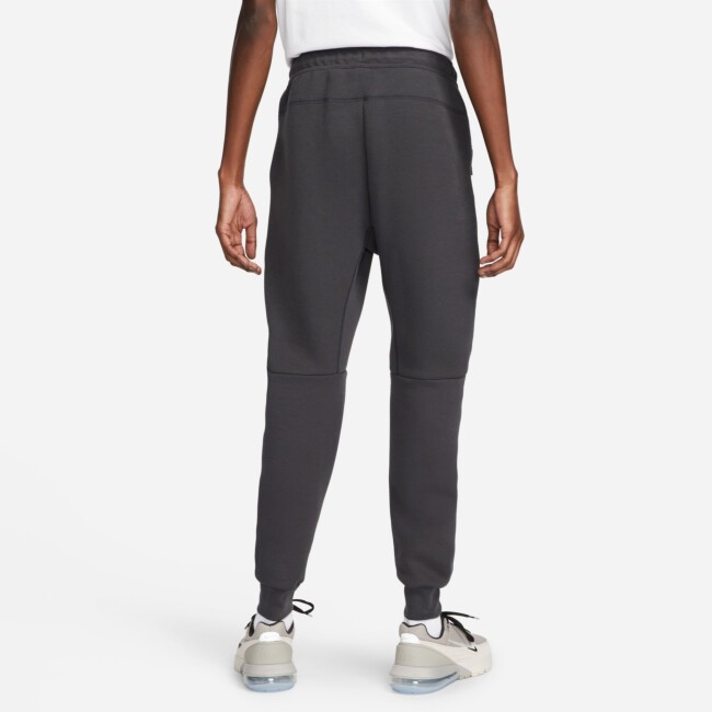 Брюки Nike M NK TCH FLC JGGR FB8002-060