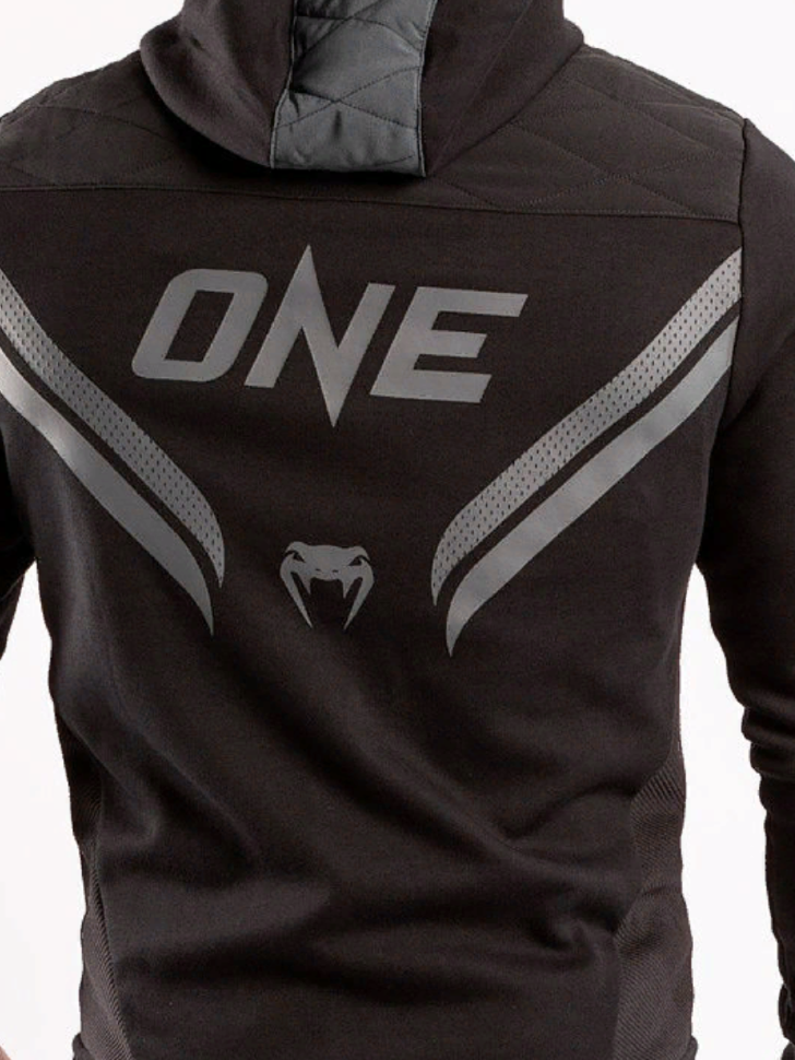 Толстовка Venum ONE FC Impact Black/Black 01825