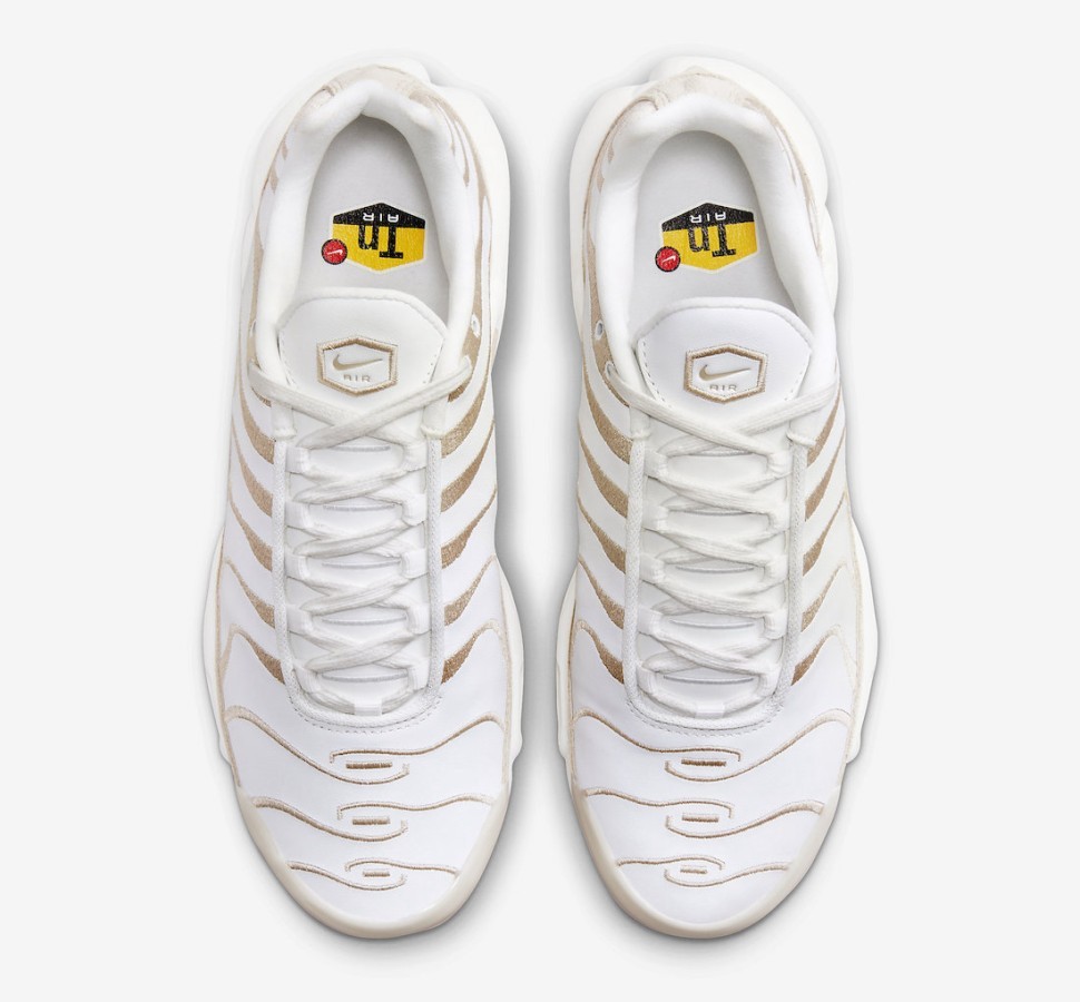 Кроссовки Nike W AIR MAX PLUS PRM DZ2832-101