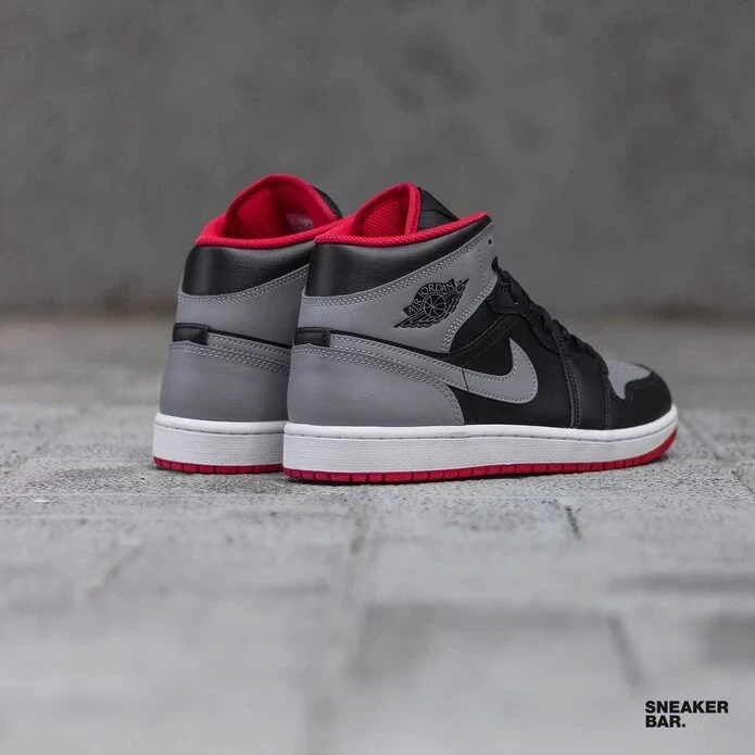 Кроссовки Nike AIR JORDAN 1 MID DQ8426-006