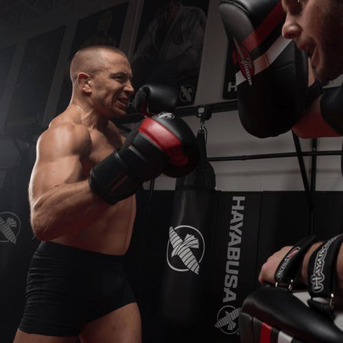 Боксерские перчатки Hayabusa T3 Red hayboxglove087