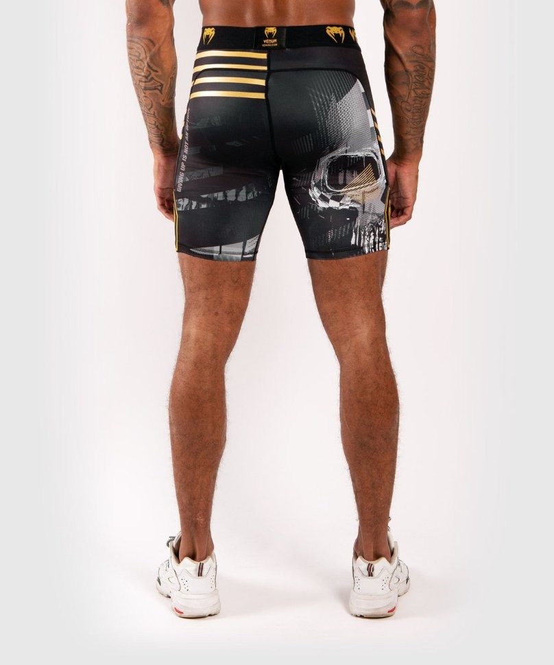 Компрессионные шорты Venum Skull Black 03651