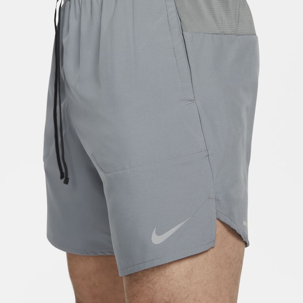 шорты NIKE M NK DF STRIDE SHRT 7IN BF DM4761-084