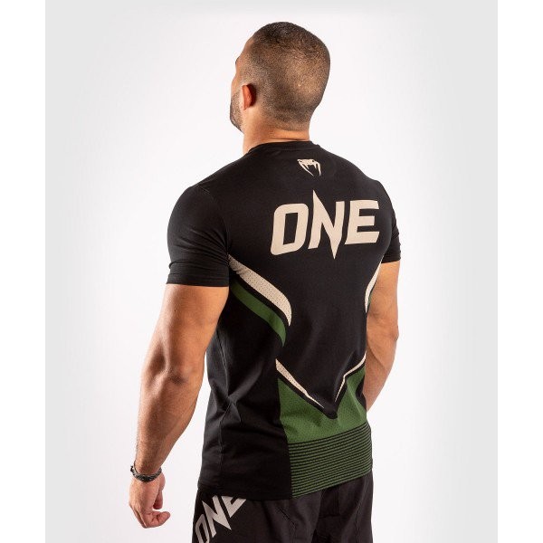 Футболка Venum ONE FC Impact Black/Khaki 01839