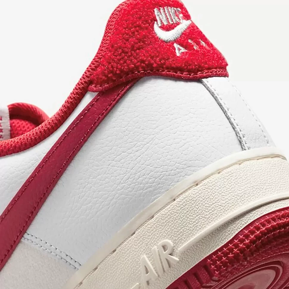 Кроссовки Nike AIR FORCE 1 '07 LV8 DO5220-161
