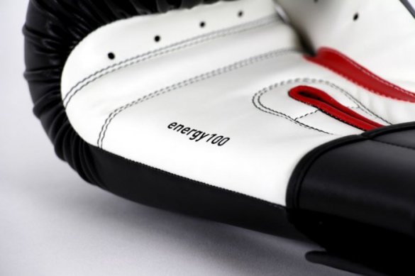 Перчатки боксерские Adidads Energy 100 черно-белые adiEBG100