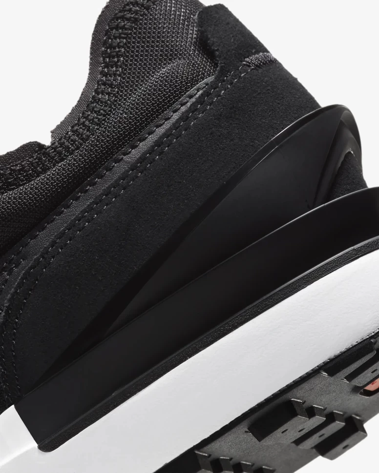Кроссовки Nike WAFFLE ONE DA7995-001