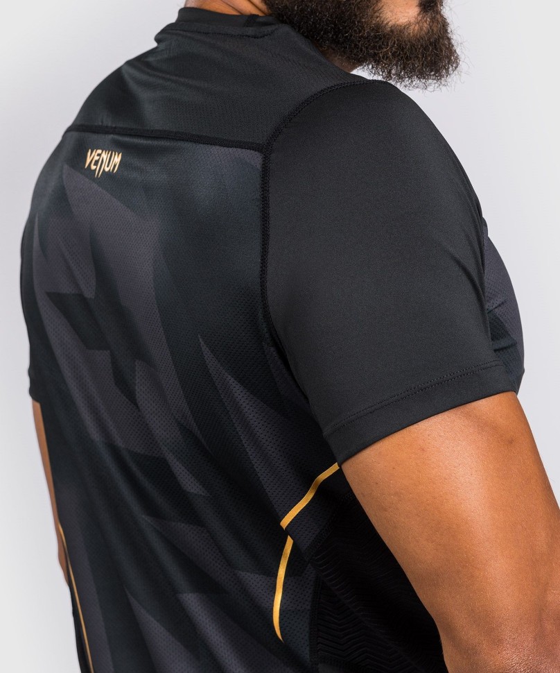 Футболка Venum Razor Dry Tech Black/Gold ven04669-126