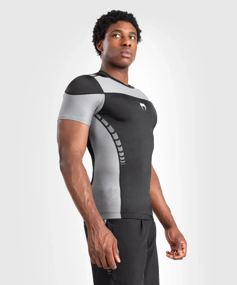 Футболка Venum Tempest Men's Short Sleeve Rashguard - Black/Grey VEN05203-109