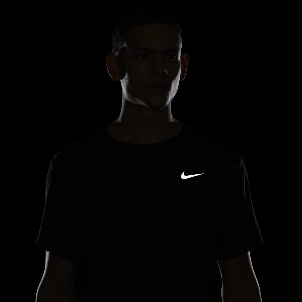 Футболка Nike M NK DF UV MILER SS DV9315-010