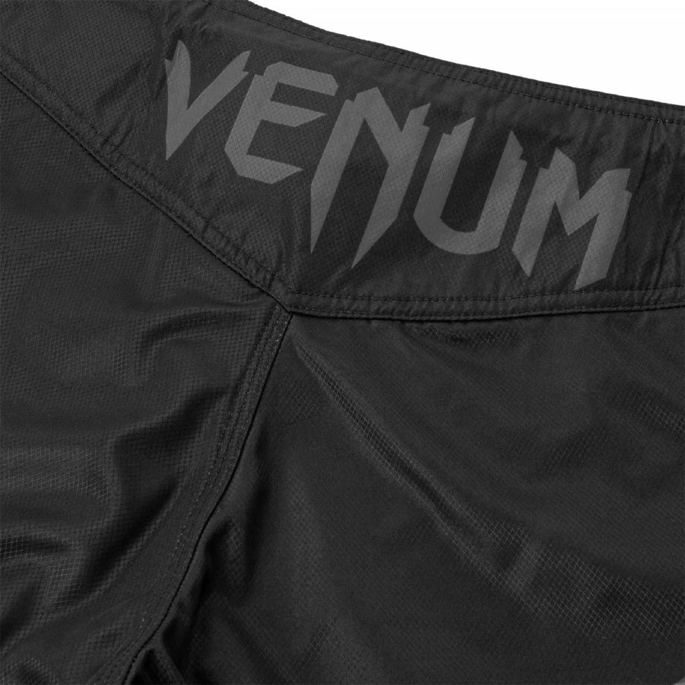 Шорты Venum ММА Light 3.0 Black/Dark Camo 02943