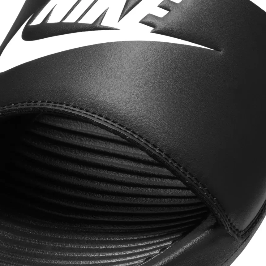 Пантолеты Nike VICTORI ONE SLIDE CN9675-002