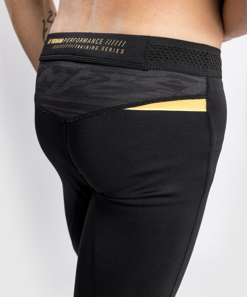 Компрессионные штаны Venum Tempest 2.0 Black/Gold 04309