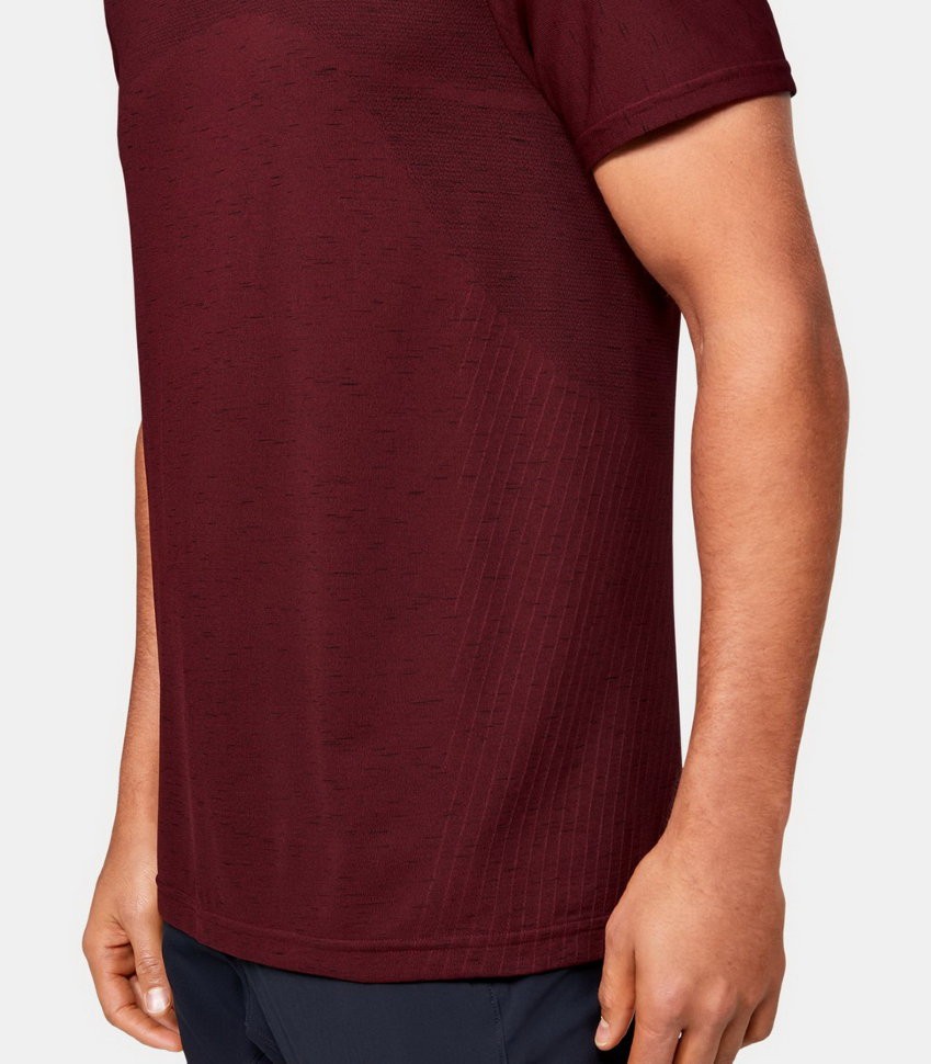 Футболка Under Armour Seamless SS 1351449-615