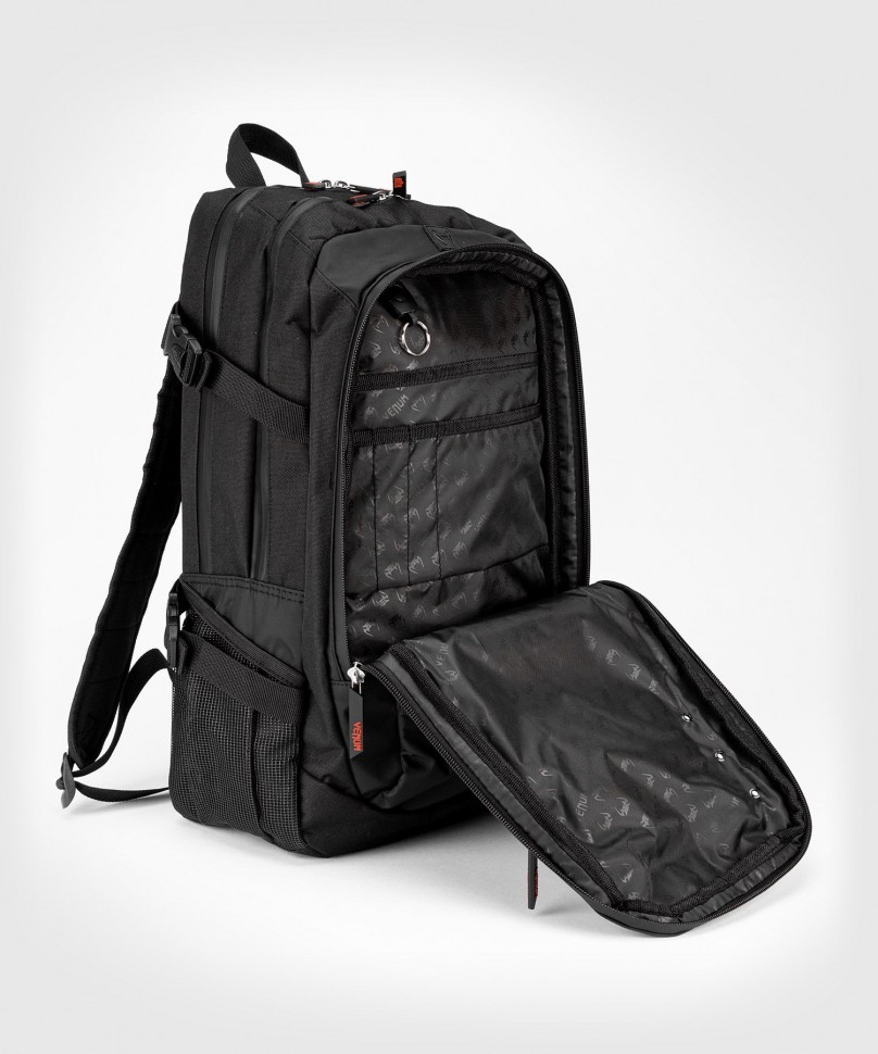 Рюкзак Venum Challenger Pro Evo Black/Red 00691