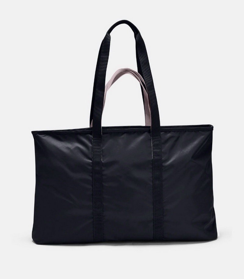 Сумка Under Armour Women's Metallic Favorite Tote 2.0 1352121-001
