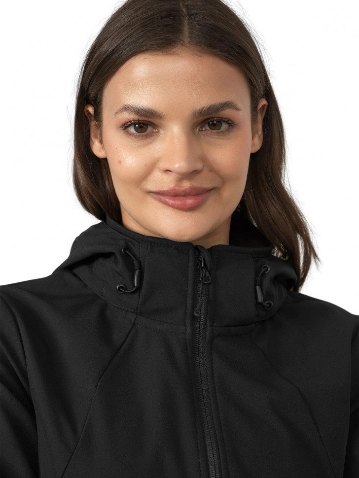 Ветровка 4F WOMEN'S SOFTSHELLS H4Z21-SFD002-20S