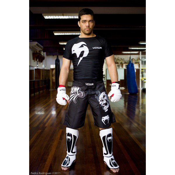 Щитки Venum Predator Standup Shinguards - Black/Ice 10652