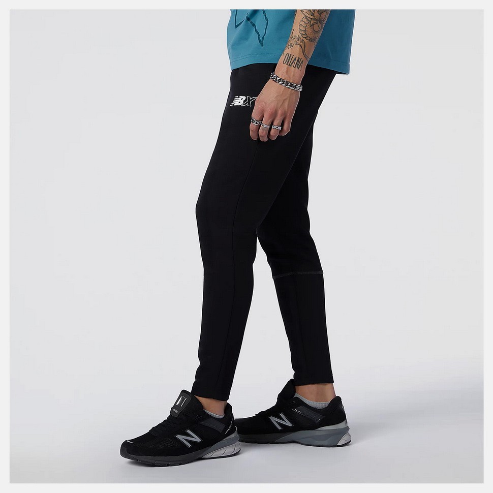 Брюки New Balance MP13553/BK