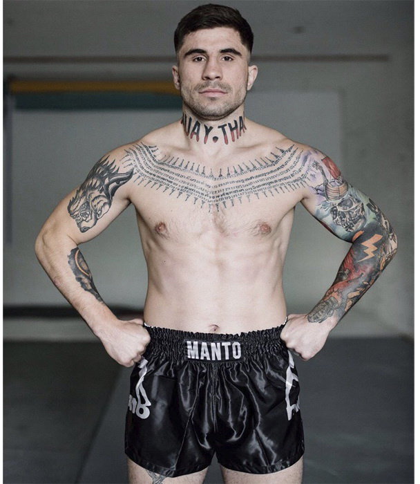 Тайские шорты Manto Muay Thai Dual Black/Silver mantshorts016