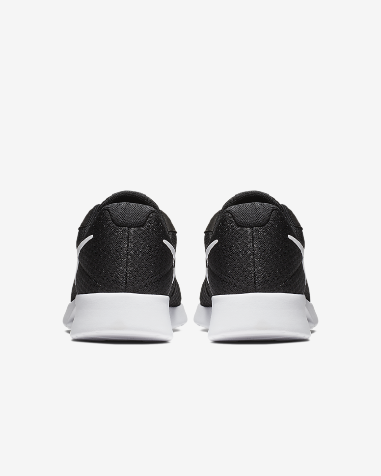 Кроссовки Nike Tanjun 812654-011