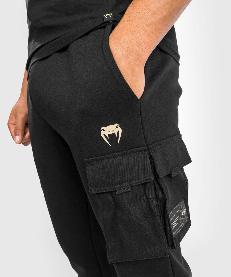 Брюки спортивные Venum Tecmo 2.0 Jogger - Black Ven05057-001