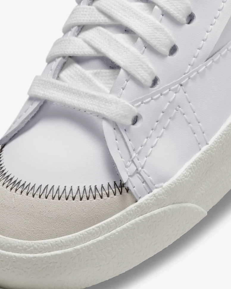 Кроссовки Nike Blazer Low 77 Jumbo DN2158-101
