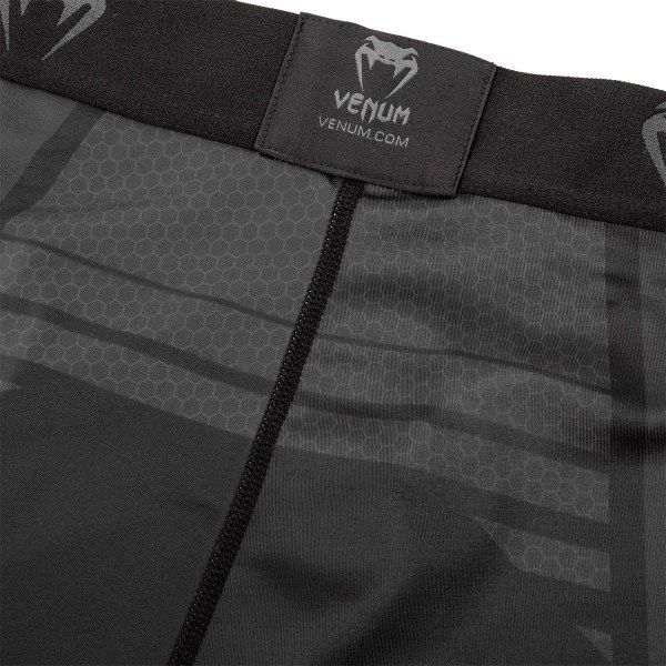 Компрессионные шорты Venum Technical 2.0 Black/Black 02869