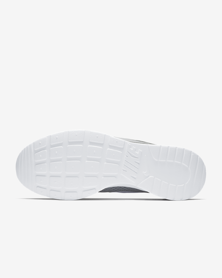 Кроссовки Nike Tanjun 812654-010 SR 812654-010
