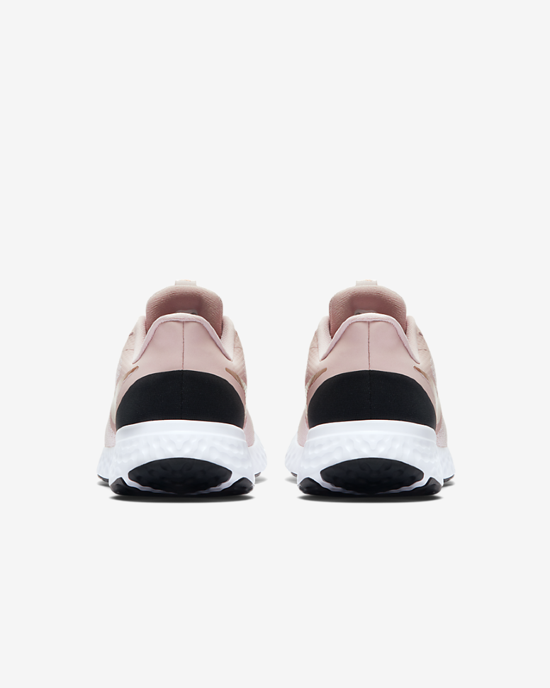 Кроссовки Nike Revolution 5 BQ3207-600