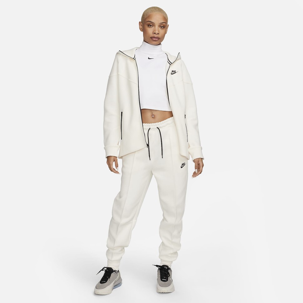 Толстовка Nike W NSW TCH FLC WR FZ HDY FB8338-110