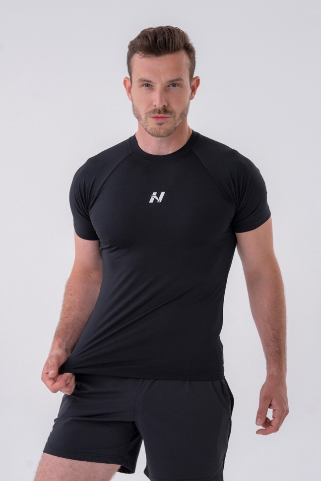 Футболка Nebbia Functional Slim-fit T-shirt 324 Black