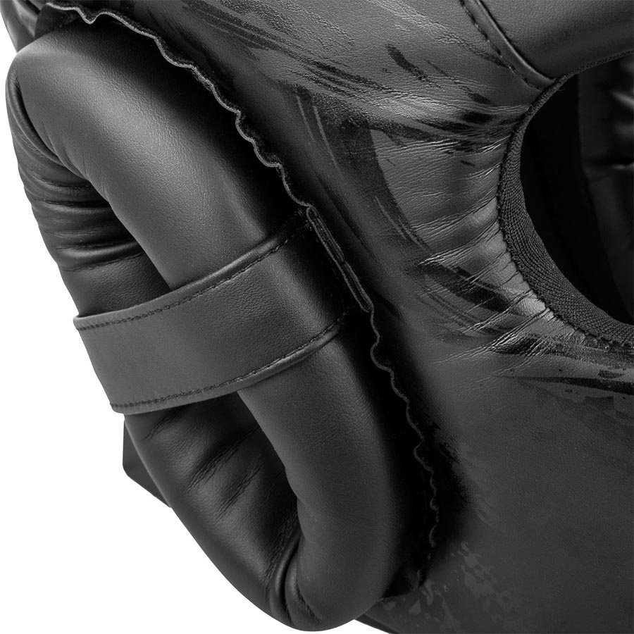 Шлем боксерский Venum Gladiator Black/Black 01319