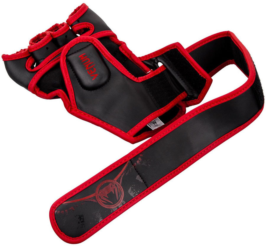 Перчатки ММА Venum Gladiator Black/Red 01321