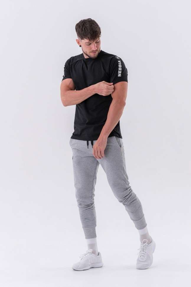 Футболка Nebbia Sporty Fit T-shirt “Essentials” 326 Black