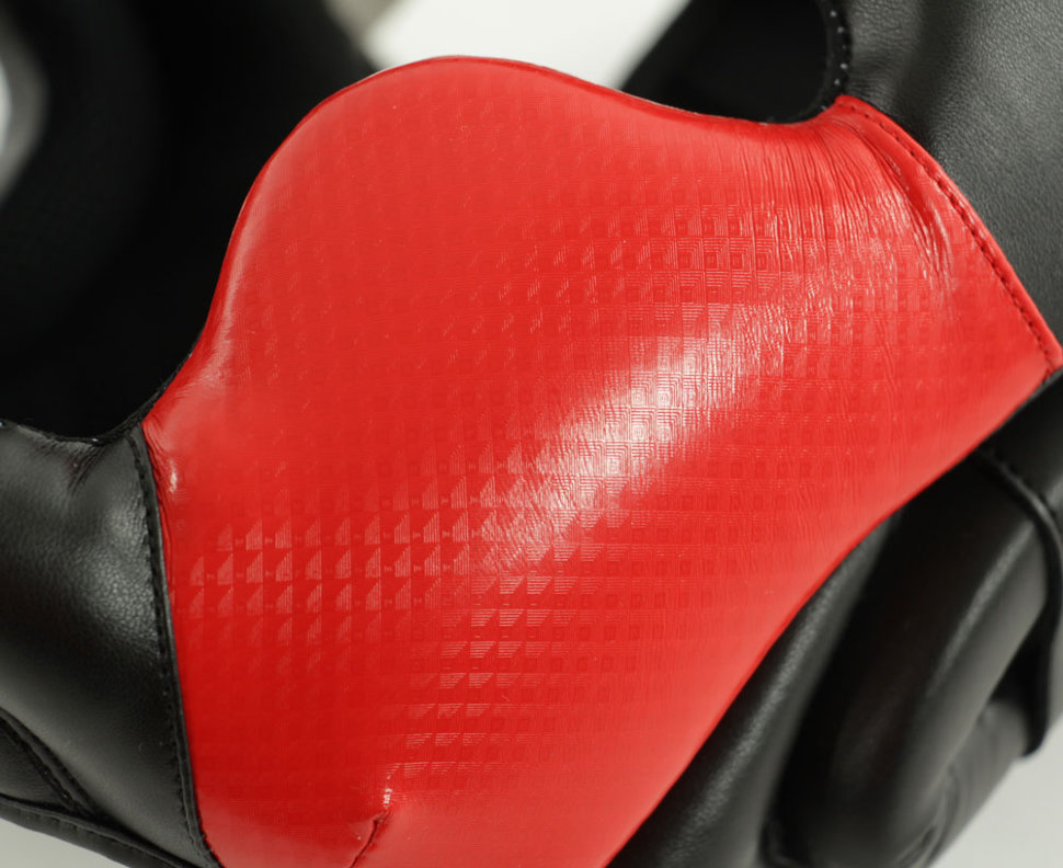 Шлем боксерский Response Standard Head Guard черно-красный adiBHG023