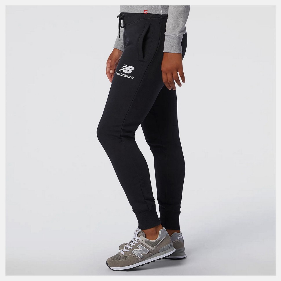 Брюки New Balance WP03530/BK