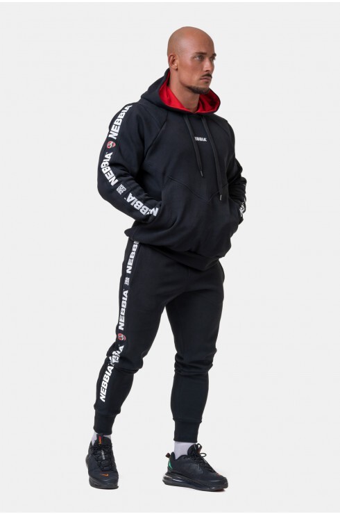Толстовка Nebbia Unlock the Champion sweatshirt 194 black