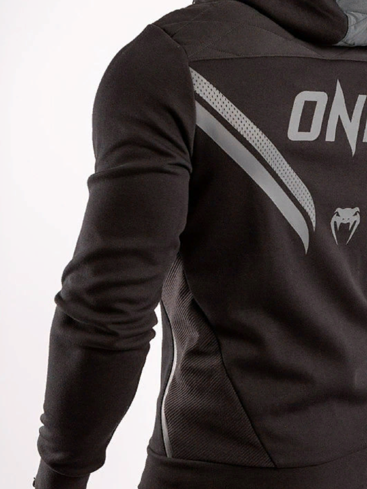 Толстовка Venum ONE FC Impact Black/Black 01825