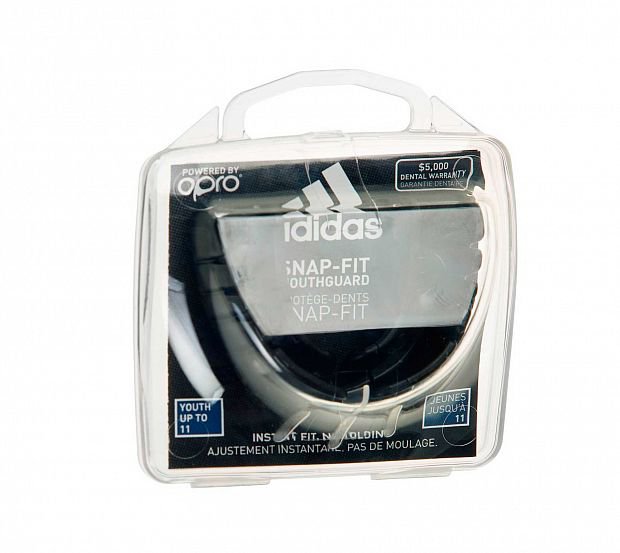 Капа одночелюстная Adidas Opro Snap-Fit Mouthguard белая (размер Senior) adiBP30